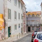 Rent 2 bedroom apartment of 65 m² in Lisbon