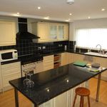 Rent 4 bedroom flat in Wales