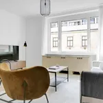 Miete 1 Schlafzimmer wohnung von 650 m² in Vienna