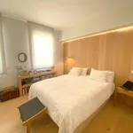 Alquilo 2 dormitorio casa de 122 m² en Madrid