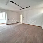 Rent 6 bedroom apartment of 260 m² in Caserta