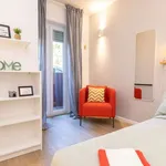 Rent 3 bedroom apartment in milan