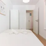 Rent 4 bedroom apartment in Lisbon