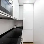 Rent 3 bedroom apartment in barcelona