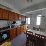 Rent 2 bedroom apartment in Amadora