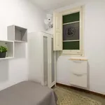 Rent a room of 200 m² in Barcelona