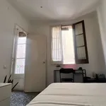 Rent a room of 65 m² in barcelona