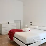 Rent 5 bedroom apartment of 130 m² in Pisa