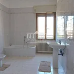 Rent 4 bedroom apartment of 130 m² in Vicenza