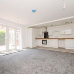 Rent 2 bedroom flat in West Midlands