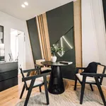 Appartement de 28 m² avec 2 chambre(s) en location à Paris