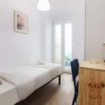 Rent a room in lisbon