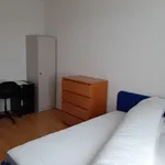 Rent 4 bedroom apartment in Koekelberg