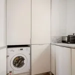 Rent 3 bedroom apartment of 133 m² in lisbon