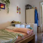 Rent a room in lisbon