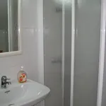 Alquilo 3 dormitorio casa de 150 m² en Huelva']