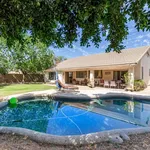 Rent 4 bedroom house of 185 m² in Scottsdale