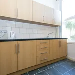 Rent 7 bedroom house in Leeds