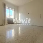 Affitto 3 camera appartamento di 85 m² in Portici