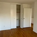 Rent 3 bedroom apartment of 167 m² in Staten Island