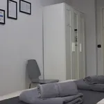 Rent 4 bedroom apartment in Rome