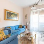 Rent 4 bedroom apartment of 126 m² in Roma