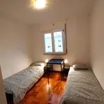 Rent 4 bedroom apartment in Lisbon