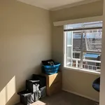 Rent 2 bedroom apartment in Albert-Eden