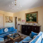 Rent 4 bedroom apartment of 98 m² in Palermo