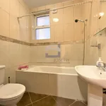 Rent 3 bedroom flat in London