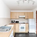 Rent 2 bedroom flat in Aberdeen