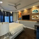 Rent 2 bedroom house in Brooklyn