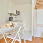 Rent 1 bedroom apartment of 17 m² in Paris 17