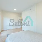 Alquilo 2 dormitorio apartamento de 81 m² en Oviedo