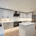 Rent 5 bedroom flat in East Of England