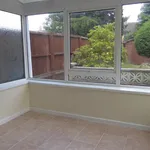 Rent 3 bedroom flat in West Midlands