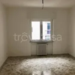 Rent 4 bedroom apartment of 173 m² in Bari