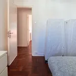 Rent a room in lisbon