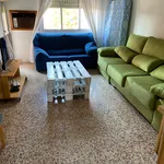 Rent a room of 120 m² in Murcia