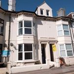 Rent 5 bedroom house in South East England