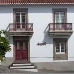 Rent 2 bedroom house of 95 m² in Angra do Heroísmo