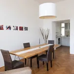 Pronajměte si 2 ložnic/e byt o rozloze 112 m² v Prague