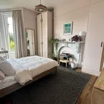 Rent 2 bedroom flat in Bath