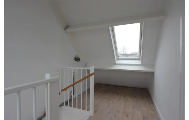 Huur 4 slaapkamer appartement van 102 m² in Almere