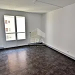 Appartement de 53 m² avec 3 chambre(s) en location à Roanne