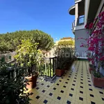 Rent 5 bedroom apartment of 250 m² in Rome