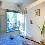 Rent 1 bedroom apartment in Barcelona']