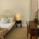 Rent 6 bedroom apartment in Lisbon