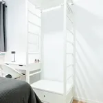 Rent 13 bedroom apartment in Madrid