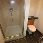 Rent 3 bedroom flat in Hull